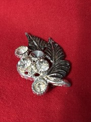 Vintage Pot Metal Brooch Flowers Rhinestone 2” READ