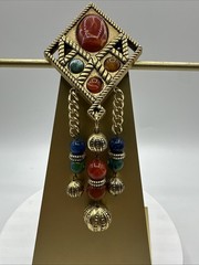 ‘80 Vintage Rhombus Shape Faux Stones Dangling Brooch. See pics.
