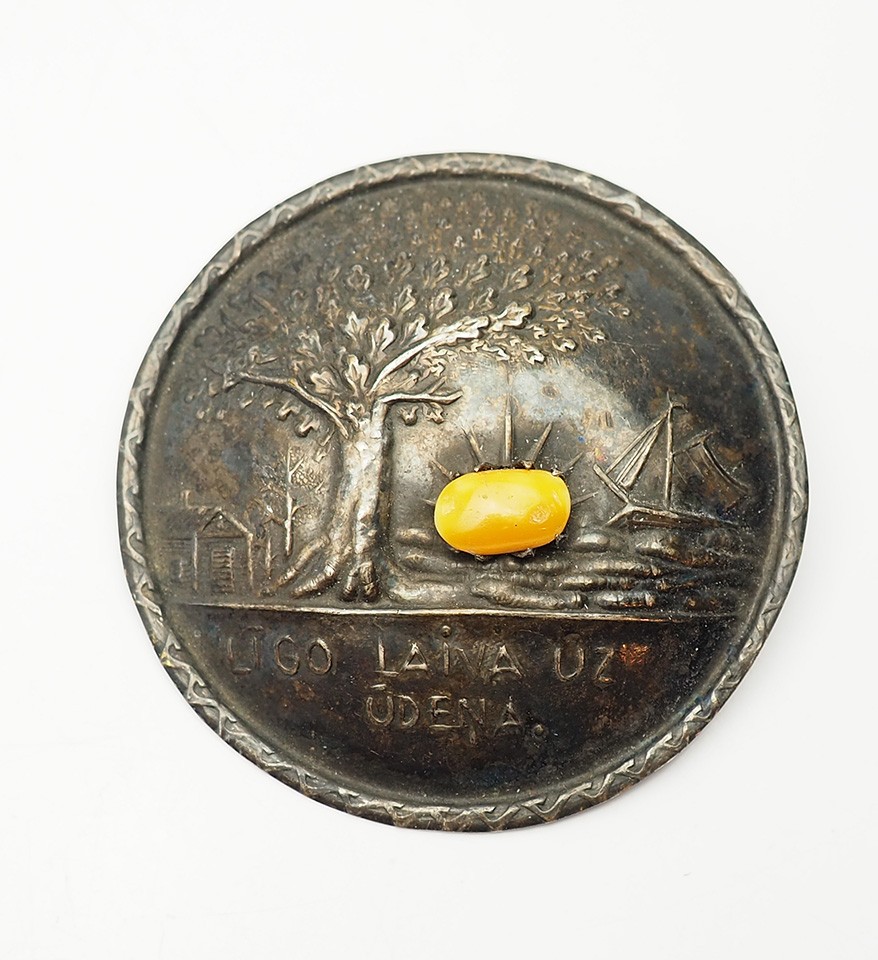 Boat is Floating Water Latvia melchior amber antique round ethnic brooch pin