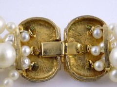 Vintage Unbranded Goldtone Clasp Six Strand Faux Pearl Statement Necklace