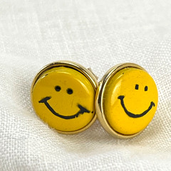 Vintage Yellow Smiley Face Stud Earrings Enamel Gold Tone 1970s-80s Classic
