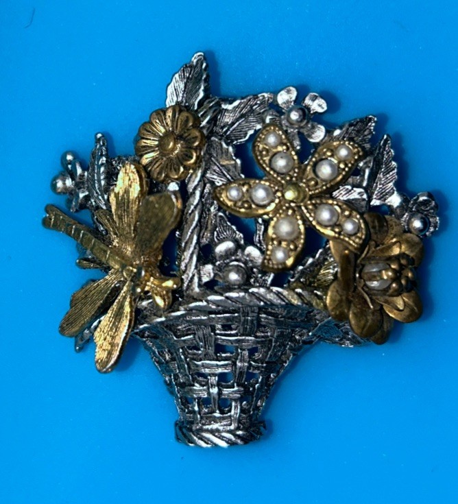 Gold Tone Pewter Dragonfly Faux Pearl Brooch Floral Basket Nature Vintage Garden