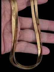 Vintage 80’s Brillant Goldtone Herringbone Necklace 30 In