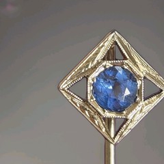 18K & 14K White Gold Antique Art Deco Sapphire Stick Pin