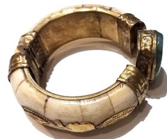 4 vintage India bone horn brass clamper medallion cab gem elephant bracelets
