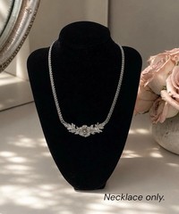 Vintage Silvertone Oak Leaf Rhinestone Necklace Gray Faux Pearl Collar Choker