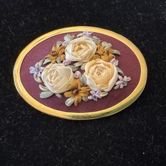 Vintage Silk Ribbon Embroidery Brooch Pin Floral Handmade Oval 1.75”x2.5” 954