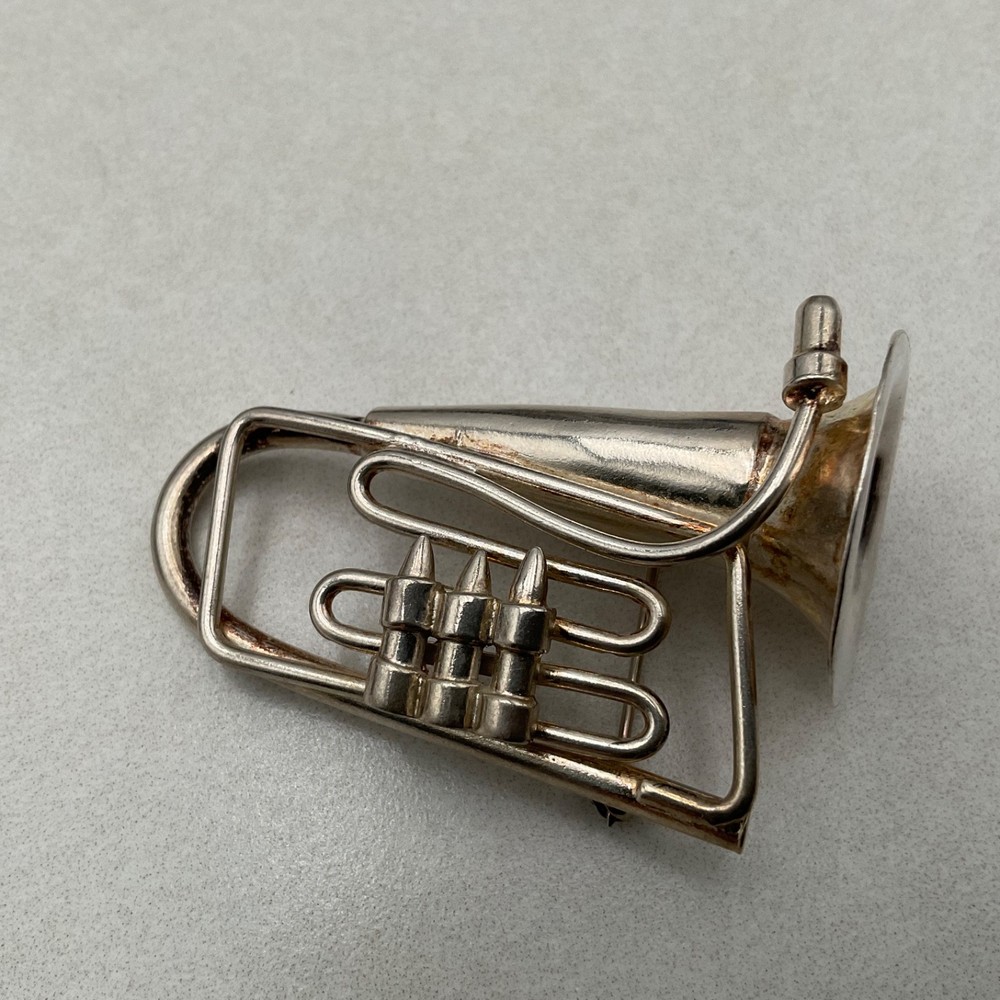 Vintage Silver Tone Trumpet Horn Brooch Music Instrument Pin Minimalist Jazz
