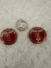 VTG Laurel Burch “Moon Tiger” Stud Cat Earrings Gold Tone/ red SIGNED 1”