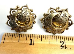 Vintage KARU Signed Clip Earrings Ornate Gold Tone Filigree Victorian Revival