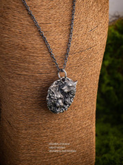 Vintage Viking Wolf Pendant Necklace for Men and Women Norse Mythology Jewelry