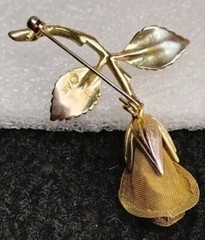 ANNE KLEIN Signed AK Vintage Gold Tone Mesh Textured Rose Stem 2 1/8″ Pin!