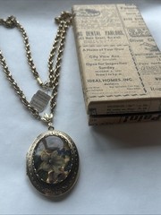 Yesterdays Treasures 2.2″ Oval Locket 28″ Necklace Rose Flower Mother’s Day Gift