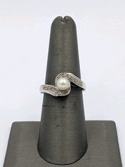 Nevada Silver Mines Vtg Sterling Silver Pearl & White Topaz Bypass 925 Ring Sz 7