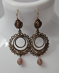 Gold Tone Pink Dangle Earrings Open Filigree Marked LC-Lauren Conrad – Beautiful