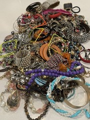 5 LB Mixed Costume Jewelry Lot Wearable & Repair Vintage Modern Treasure Hunt #1