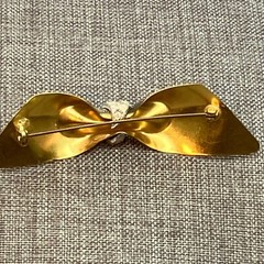Bow Brooch 3.5 In Gold Rhinestone Center Vintage Elegant Retro Classic Formal
