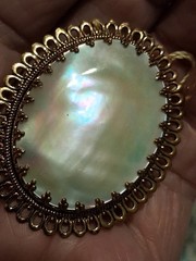 VINTAGE LRG 2 IN. X 1 + INCH M. O. Pearl Brooch FRAMED IN GOLD West GERMANY