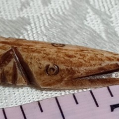 Vintage ooak Hand Carved crocodile Alligator pendant 3.5″