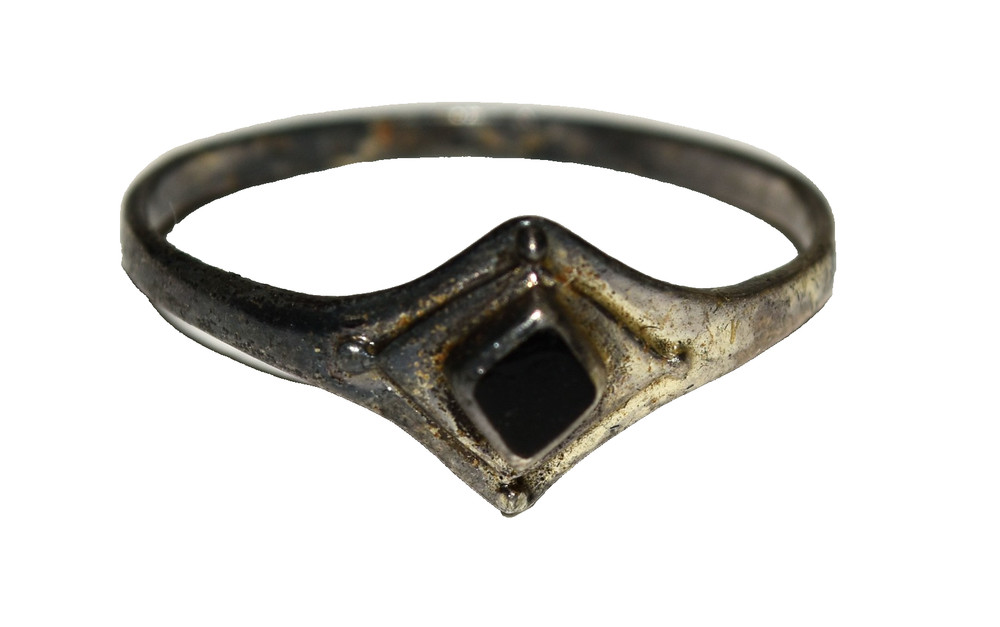 Vtg Black Onyx Marquise Shape Studded Sterling Silver Ring 1.5 Grams Size 8.75