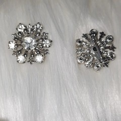 Vintage Snowflake Or Star, Scatter Pins Clear Rhinestones SilverTone brooches