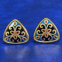 Vtg Aztec Mosiac Triangle Goldtone Blue Red Enamel Clip On Earrings