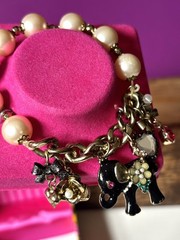 Betsey Johnson Charm Bracelet – Gold Tone Pearl Elephant, Bows, Hearts NIB