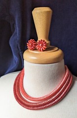 Vtg MCM 3 Strand Japan OMBRE Orange Coral Red Beads NECKLACE Clip EARRINGS SET