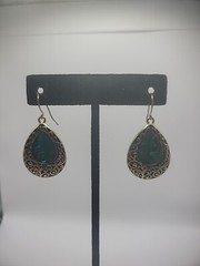Vintage Gold Tone Green Inlay Teardrop Hook Pierced Womens Jewelry Costume