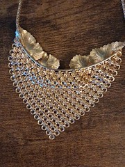 !!! Hobe Gold Tone Leaf Design Vintage Style Necklace Very Elegant !!!