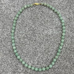 Vintage Green Jade Knotted 8mm Bead Necklace 25″