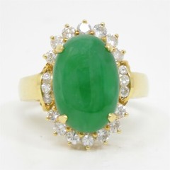 NYJEWEL 18k Yellow Gold Jadeite Jade & Diamonds Ring