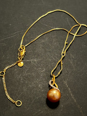 Vintage Good Quality Gold Tone Necklace “M” with Faux Pearl on 925 Pendant 18″