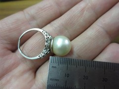 Vintage Platinum 10mm South Sea Pearl Ring w/ Diamond Accents (Size 5.50)