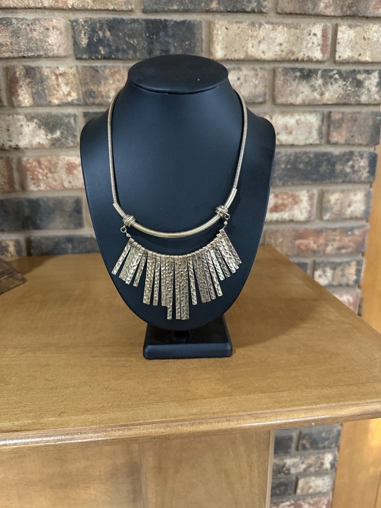 Vintage gold tone Cleopatra Egyptian style necklace