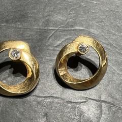 Vintage Gold Tone Pierced Earrings Shiny Round Swirl W/ Clear Rhinestone Accent