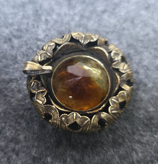 Vintage Art Noveau/Victorian Style Amber Glass Pendant Bronze/Brass Tone