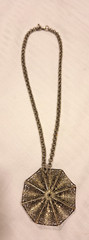 Vintage Confetti Thermoset Pendant Necklace With Beautiful 16″ Chain