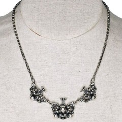 Vintage Mid-Century MN 835 Silver Traditional Floral Design 3D Necklace