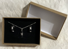 Black and Crystal Rhinestone Pendant and Earring Set with AGI 925 Box Link Chain