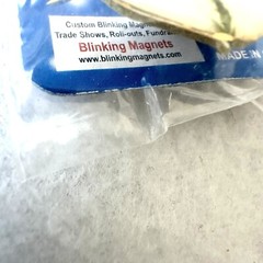 Blinking Magnet Guitar Ivy Vine Vintage