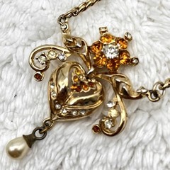 Vintage Puffy Heart Flower Necklace Orange Rhinestones Gold Tone Chain 15″