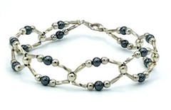 Vintage Silver Tone Korea Hematite Bead Bracelet 8″