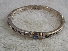 Silvertone Rhinestone Stretch Bracelet (B37)