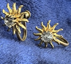 Vintage Sun Earrings Rhinestone Gold Tone Screw Back Dainty Everyday Retro