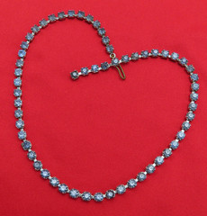 Vintage Rhinestone Necklace Blue Faceted Crystal Bib Choker 15 inch 102h