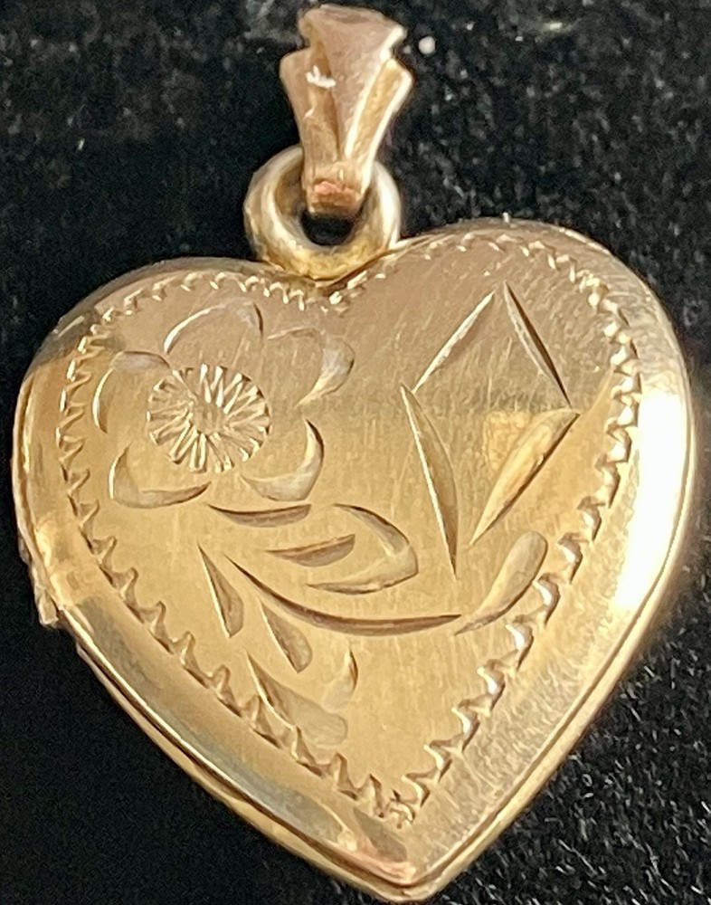 Vtg D’Aguanno Bros 10k Gold Filled Sterling Heart Shaped Locket/Pendant W/Chain