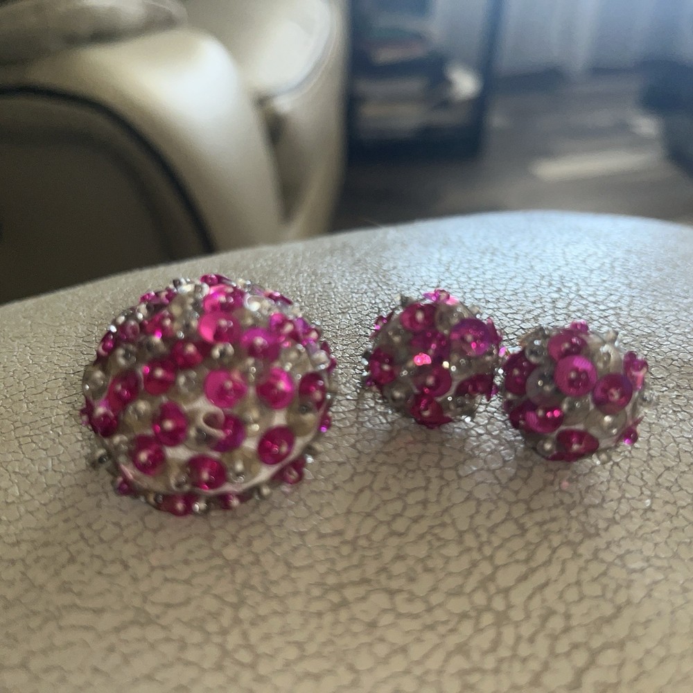 Rare Vintage Push Pin Sequin Beaded Satin Foam Brooch And Clip On Earrings