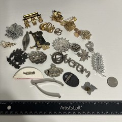 Vintage Large 20+ Brooch Collection | Mix Lot Rhinestones Gold Silver Tone