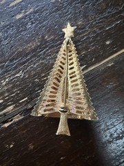 Vintage Christmas Tree Rhinestone Brooch Pin Gold Tone Holiday Jewelry